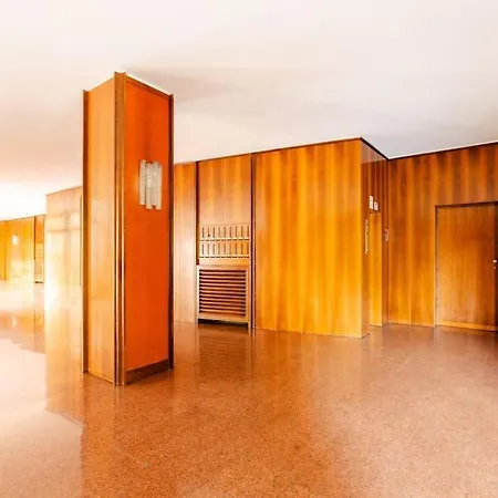 Luxury 1 Bedroom Apartment, Close To San Siro, Fiera And 10 Min Metro To Duomo-2